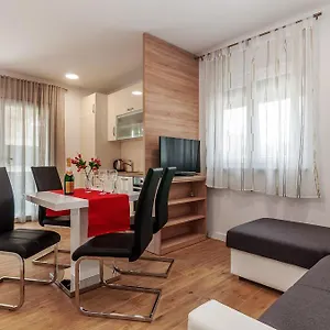 Apartament Lapidem, Sukošan